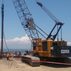 100 T Clark Lima Crawler Crane